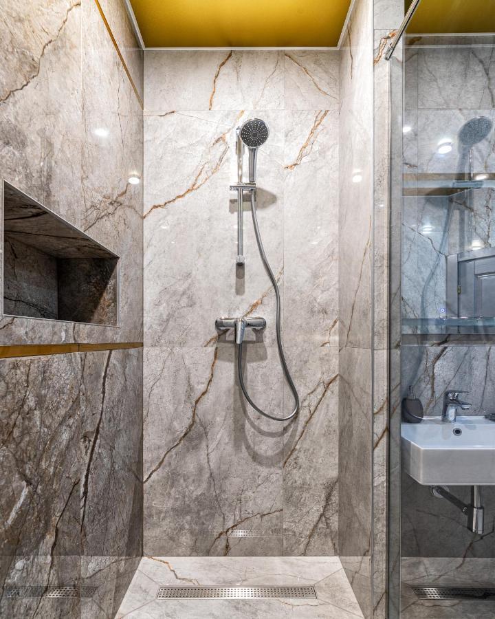 2 - Bedroom Apartments Galicia Lviv Eksteriør bilde